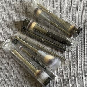 IT Cosmetics Professional Brush Collection